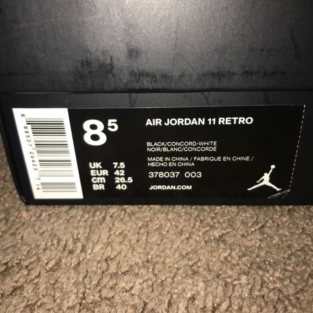 2016 Jordan 11 Space Jam - Picture 2 of 9